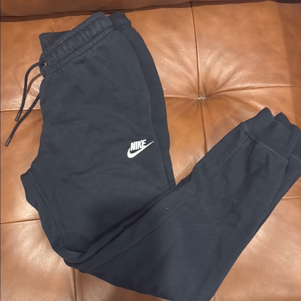 Nike women’s Black Jogger Pants